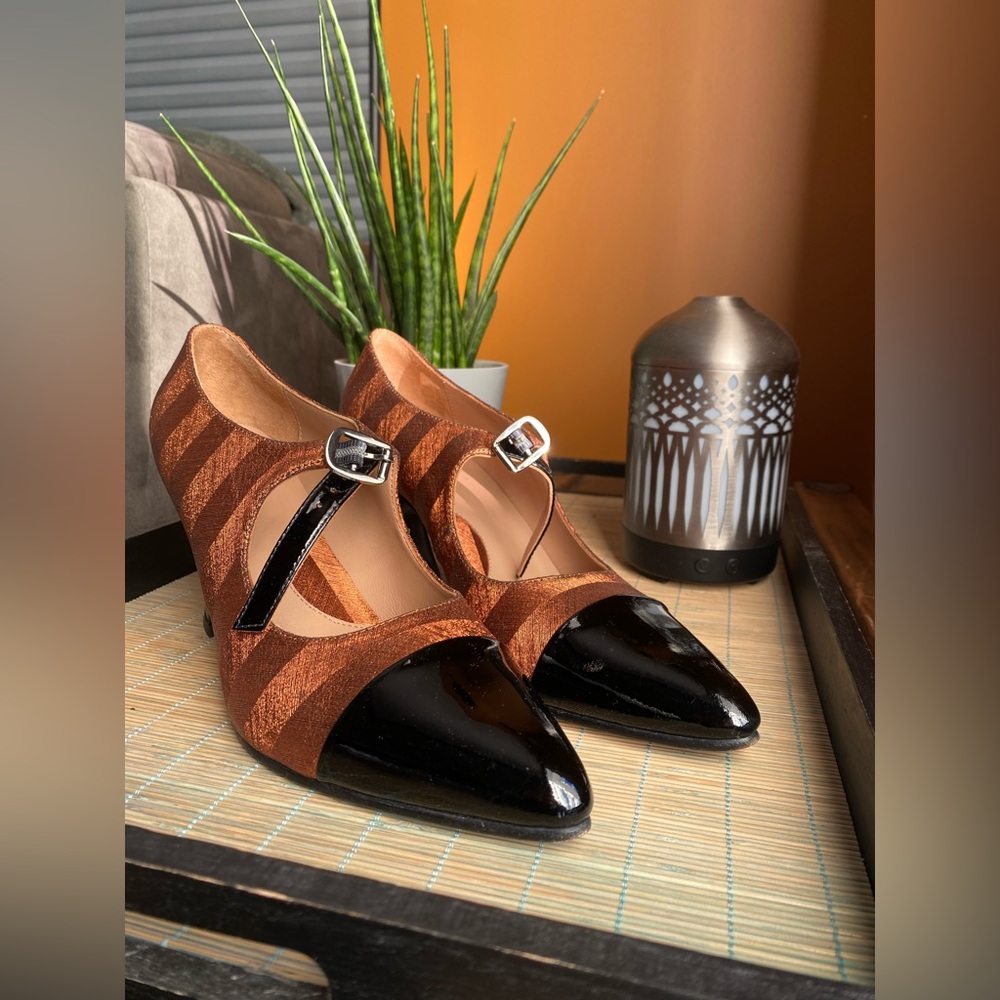 Fluevog Elegant Brown and Black Women's Shoes